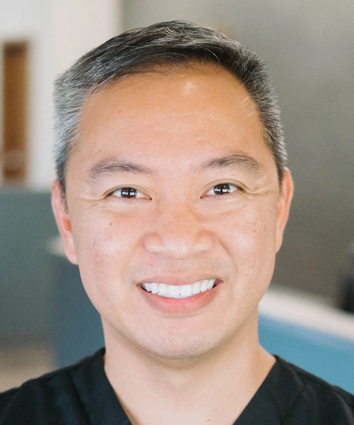Dr. Angelo Santos